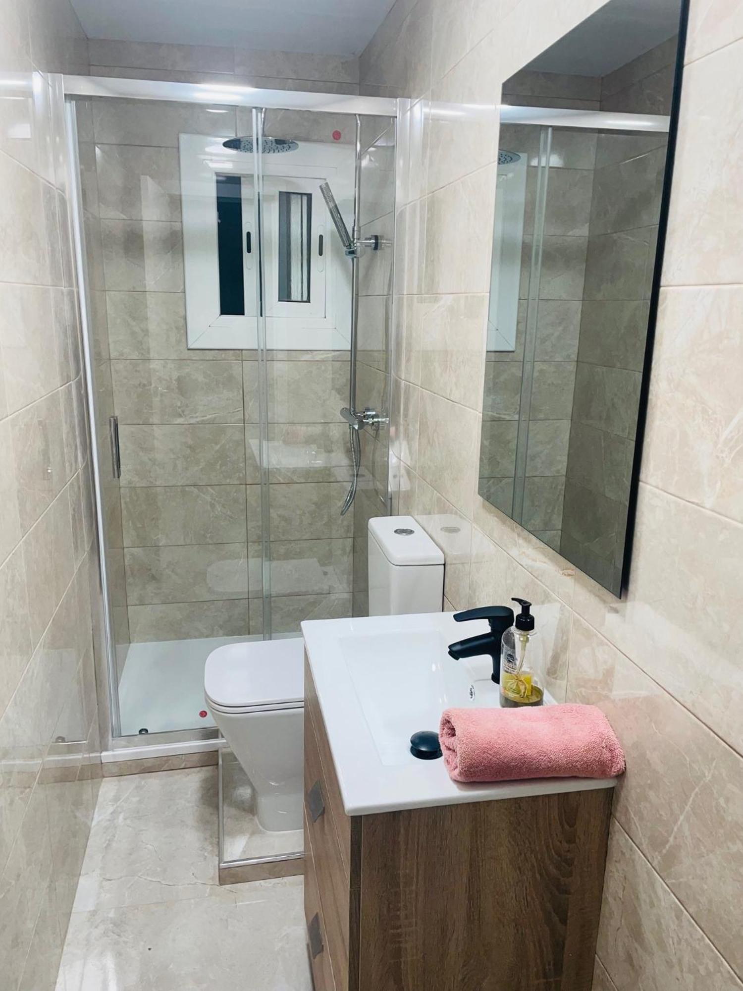 Lovely Apartment Barca 2 سان أدريان دي بيزوس المظهر الخارجي الصورة